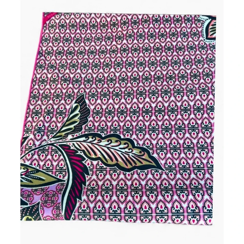 Prana Pink Floral Table Runner Batik Design Accent Dining Kitchen Decor 72x26 in
